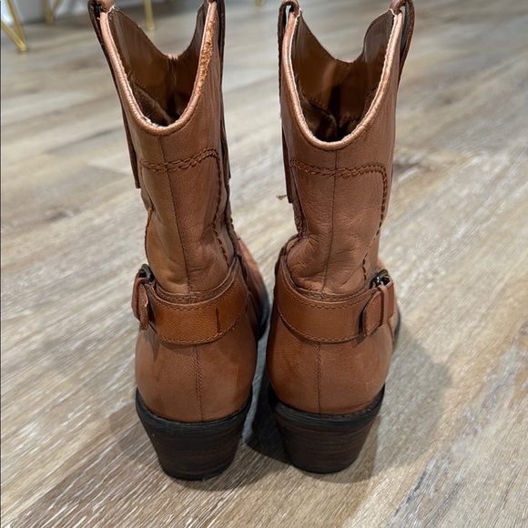 Franco Sarto Size 6M Tan Ankle Boots Western Style Leather Upper - Picture 4 of 15